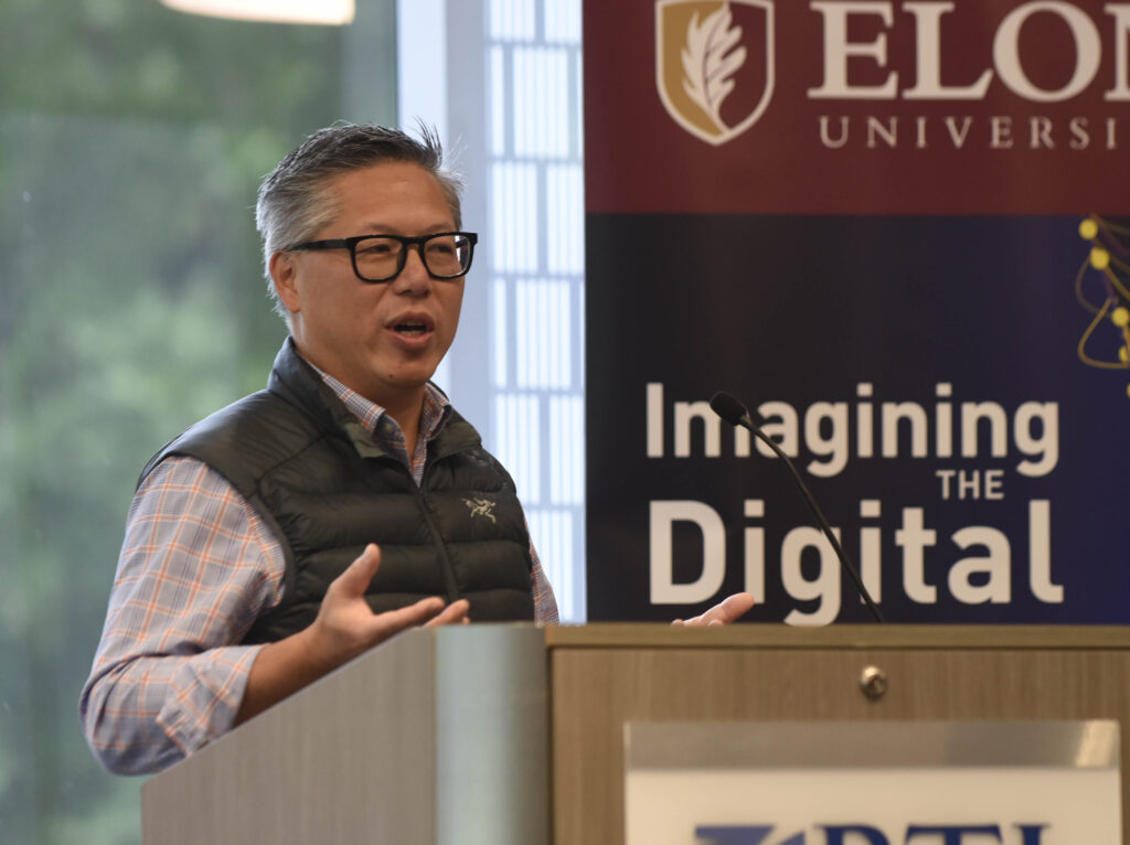 Dr. Erich Huang
